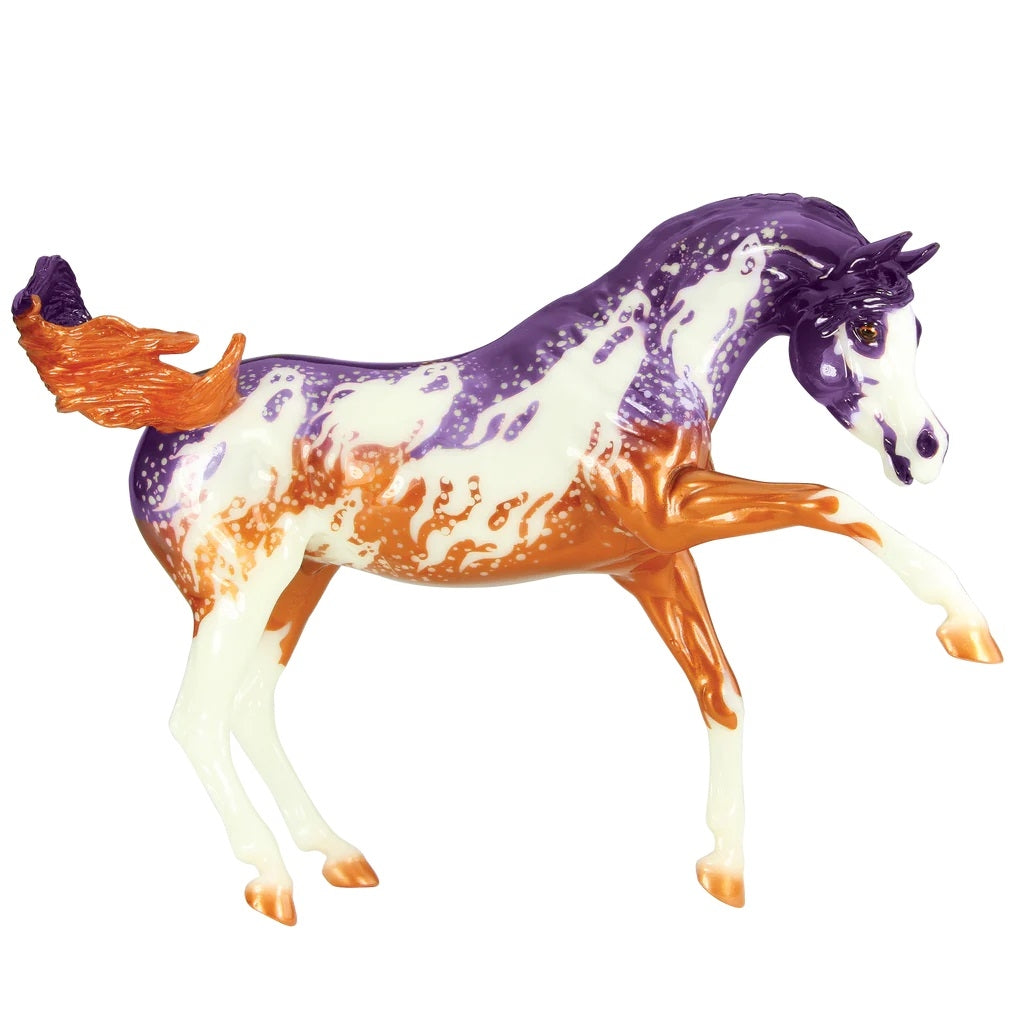 Breyer 2023 Halloween Horse - Spectre